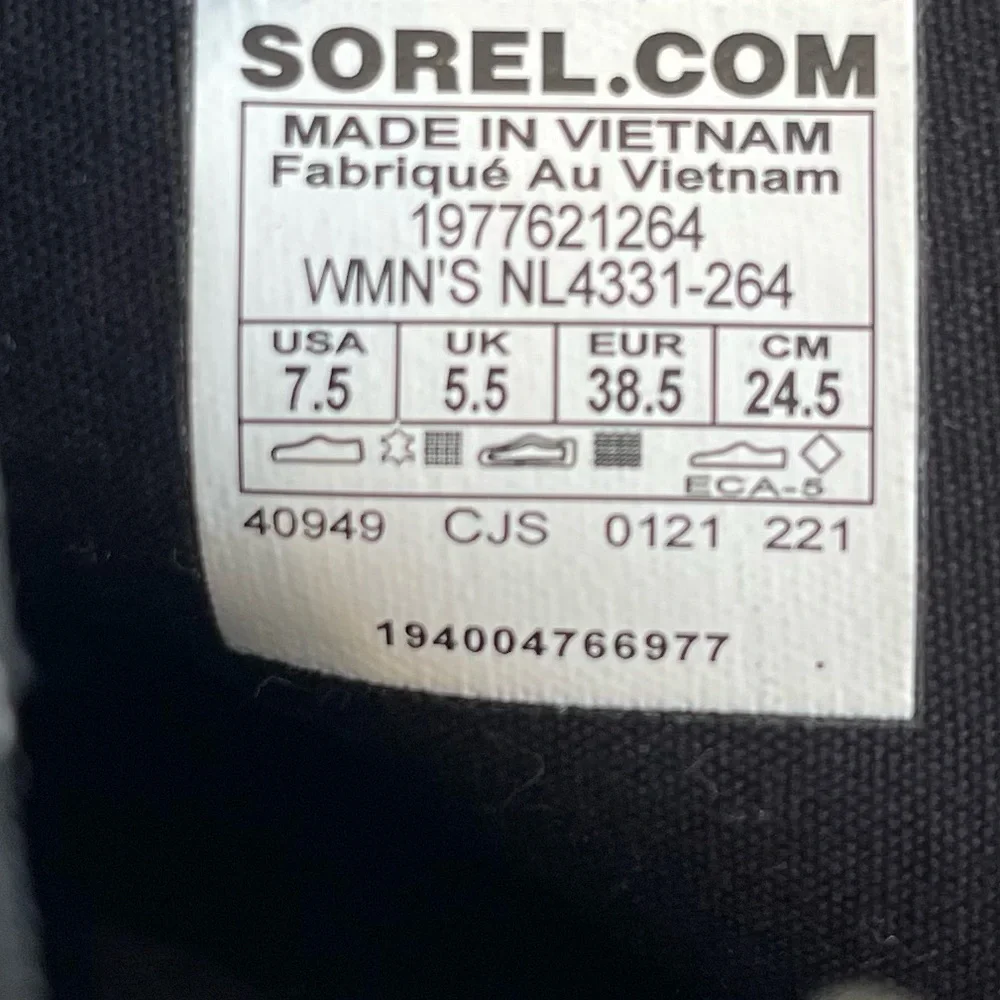 Nwt Sorel Emilie II Chelsea bootie Women 7.5/ 38.5 EU Waterproof Tan Suede Boots
